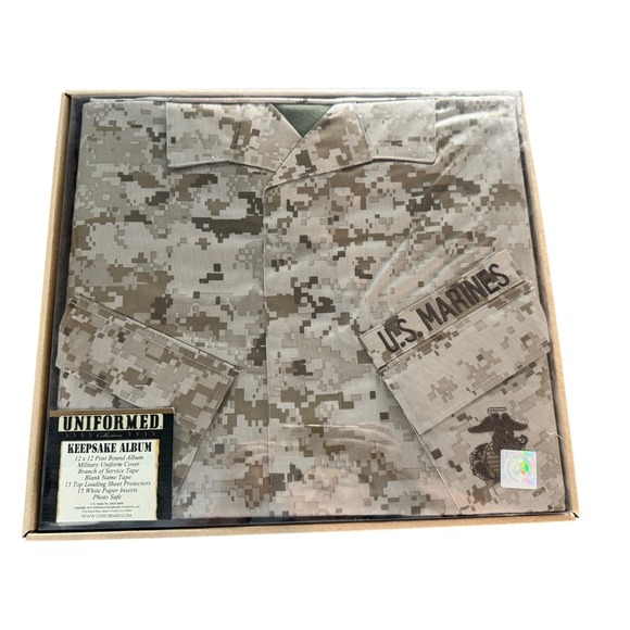 Uniformed Scrapbooks of America Other - Uniformed US Marines Keepsake Album 12x12 Desert Digital Camo Military Scrapbook